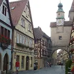 Elke Rothenburg